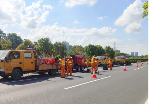 Pothole patching in Nanlang