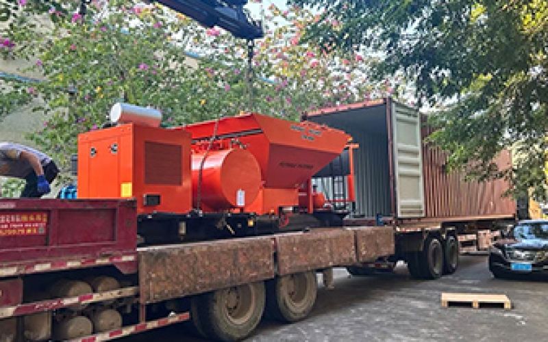 Spray Injection Pothole Patcher Delivery