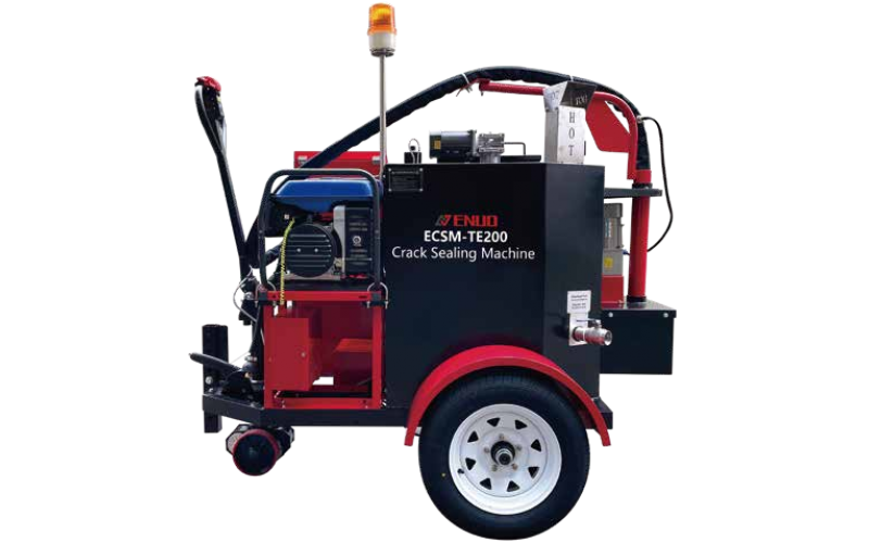 Features of Crack Sealing Machine