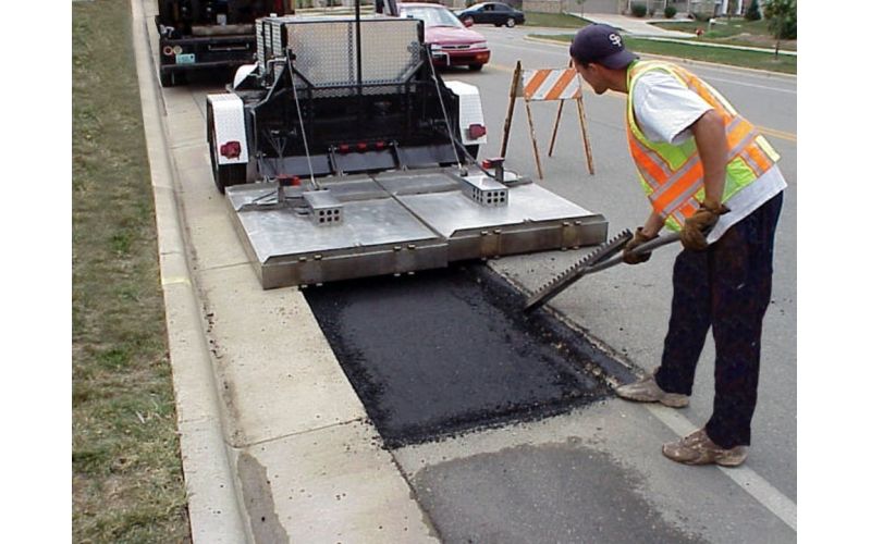 ENUO help its customer sealcoating driveway